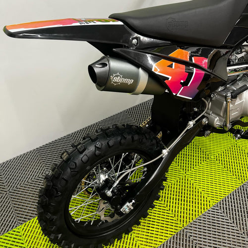 Stomp Z3-140 140cc Big Wheel Pit Bike