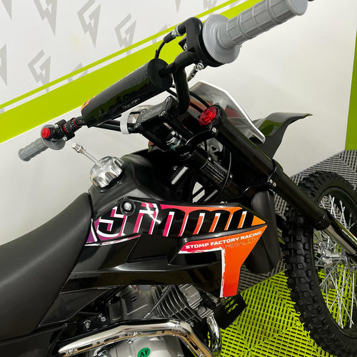 Stomp Z3-140 140cc Big Wheel Pit Bike