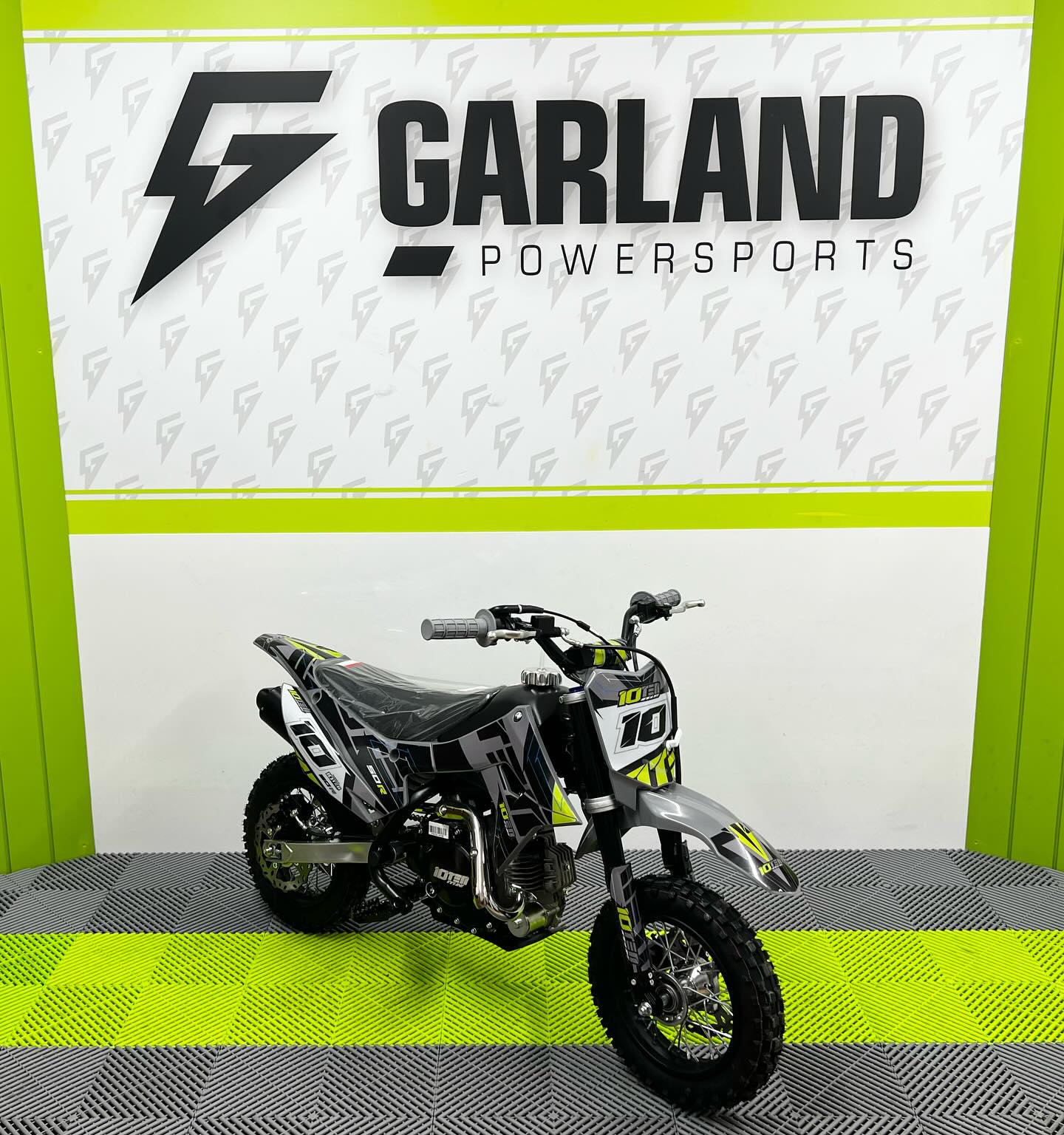 10Ten 50R Mini Pit Bike