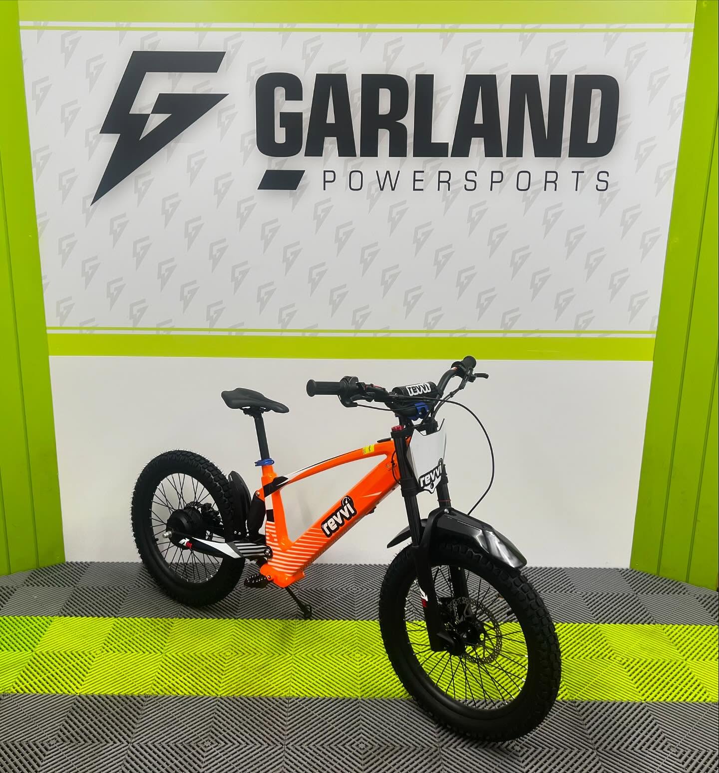 Revvi 20" Electric Bike - Orange