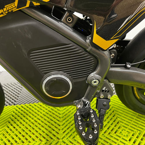 RFN Warrior SX-E700 R SM Edition 700W Electric Bike - Black Gold