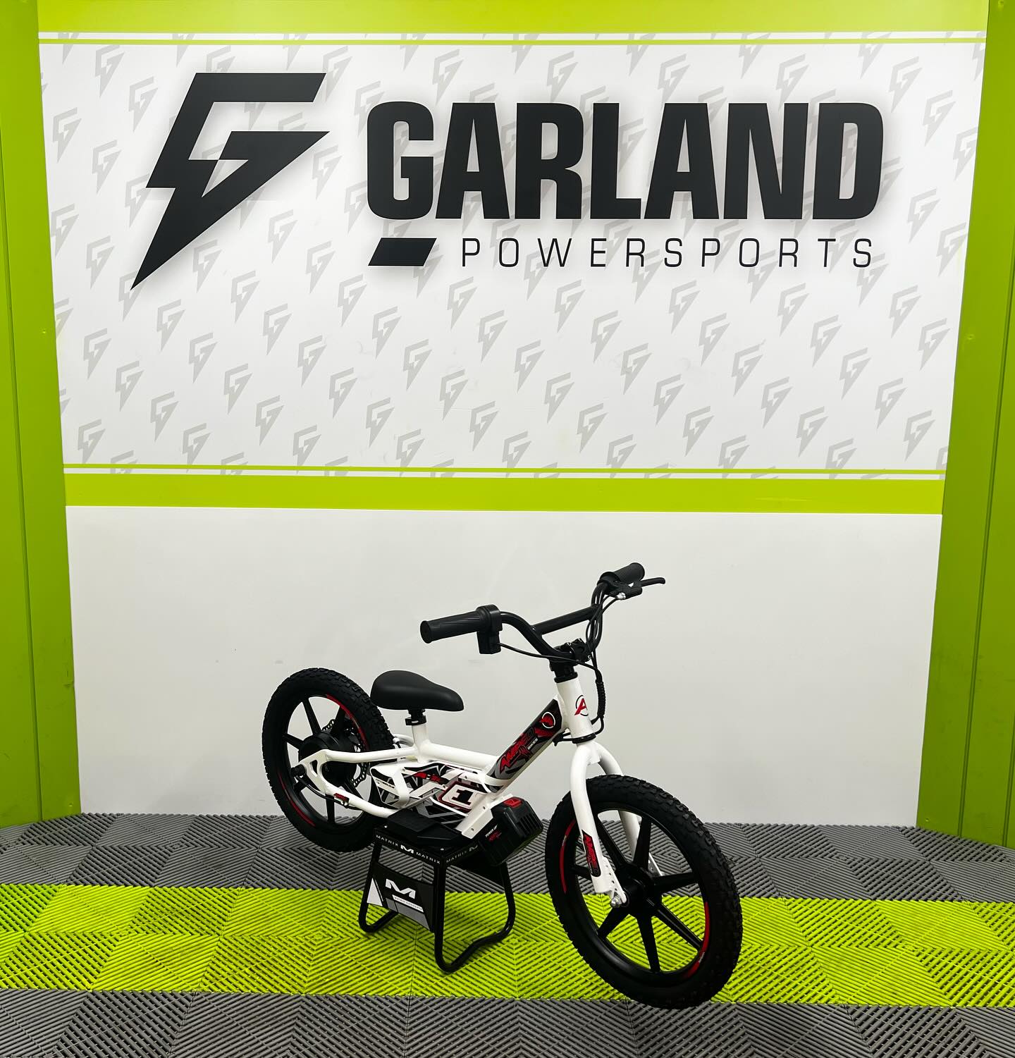 Amped A16 Electric Balance Bike - White