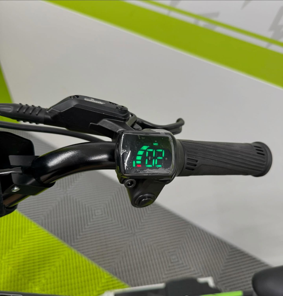 Amped A20 Pro Electric Bike + Riding Gear Bundle - Black