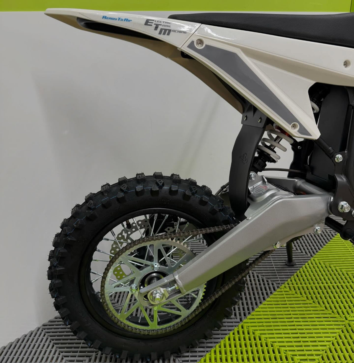 Electro & Co RTR Ready To Rip Electric Trail Machine