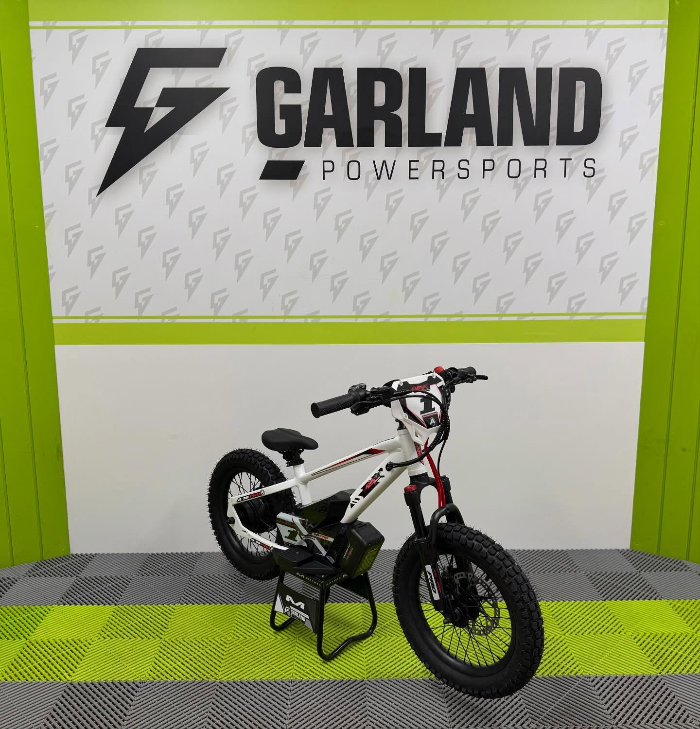Amped A16 Pro 400W Electric Balance Bike - White