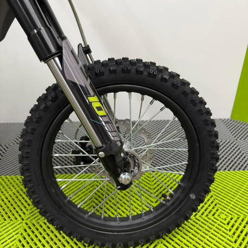 10Ten 110R 110cc Semi Auto Pit Bike