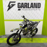 10Ten 125R Pit Bike
