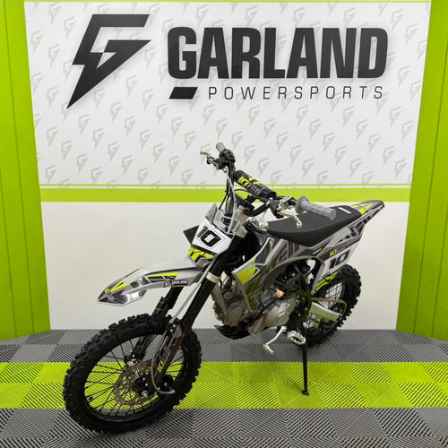 10Ten 125R Pit Bike