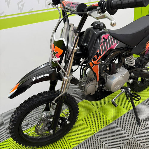 Stomp FXJ 110cc Manual Pit Bike