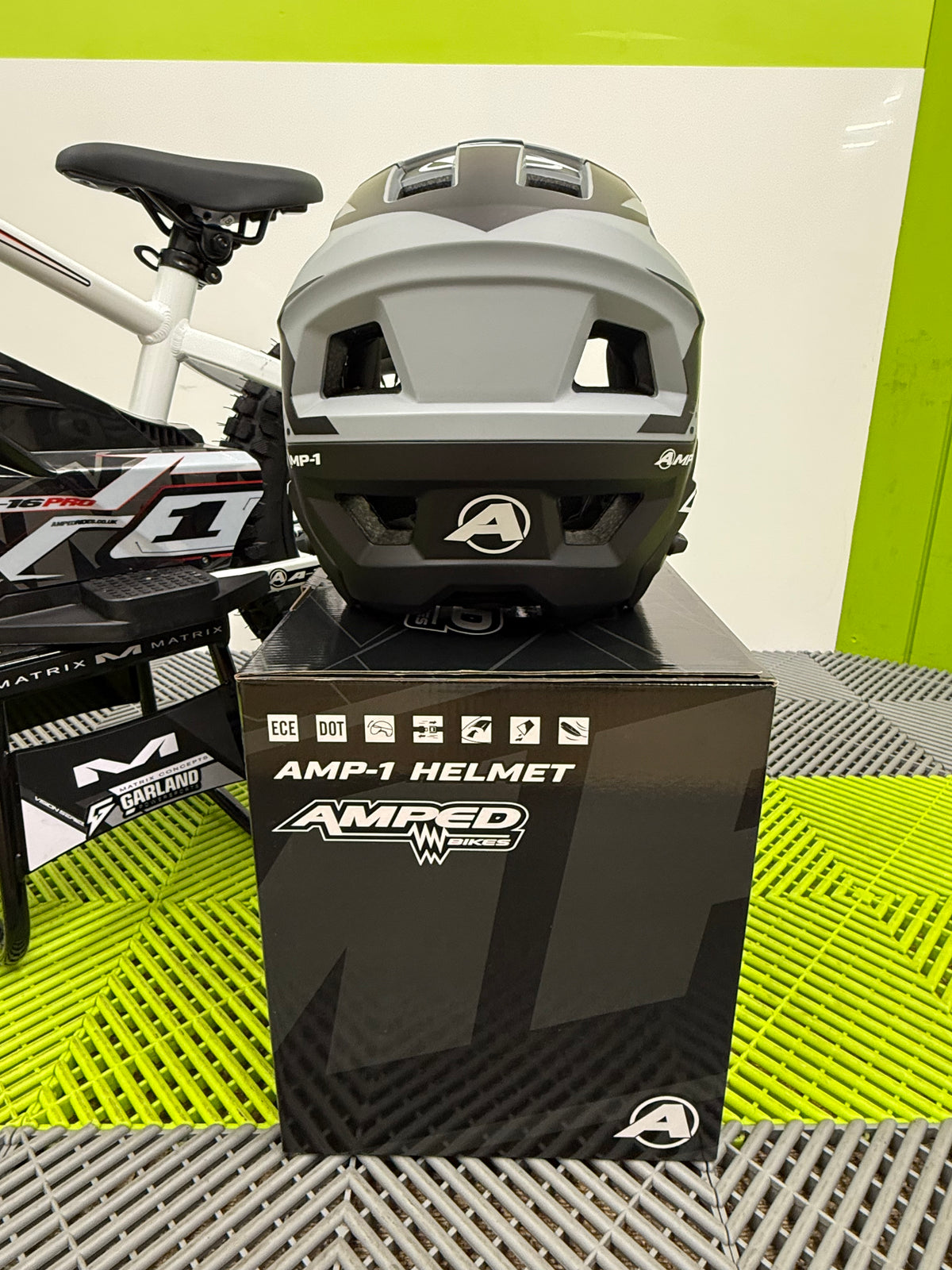 Amped AMP-1 Full Face Kids Helmet - Black