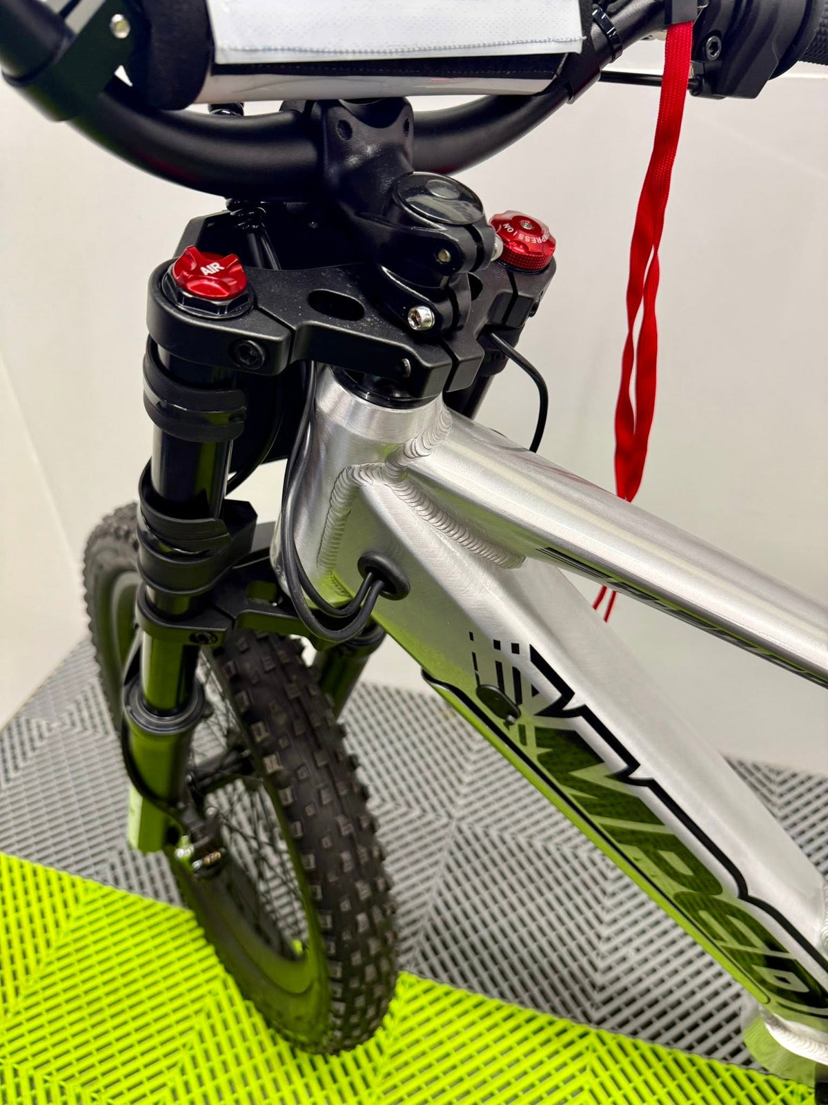 Amped A20 Comp Electric Bike
