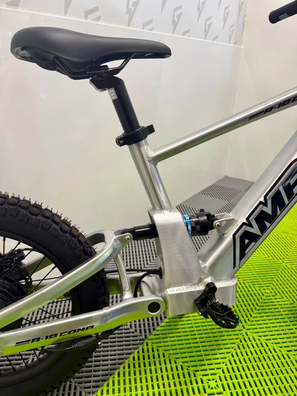 Amped A18 Comp Electric Bike