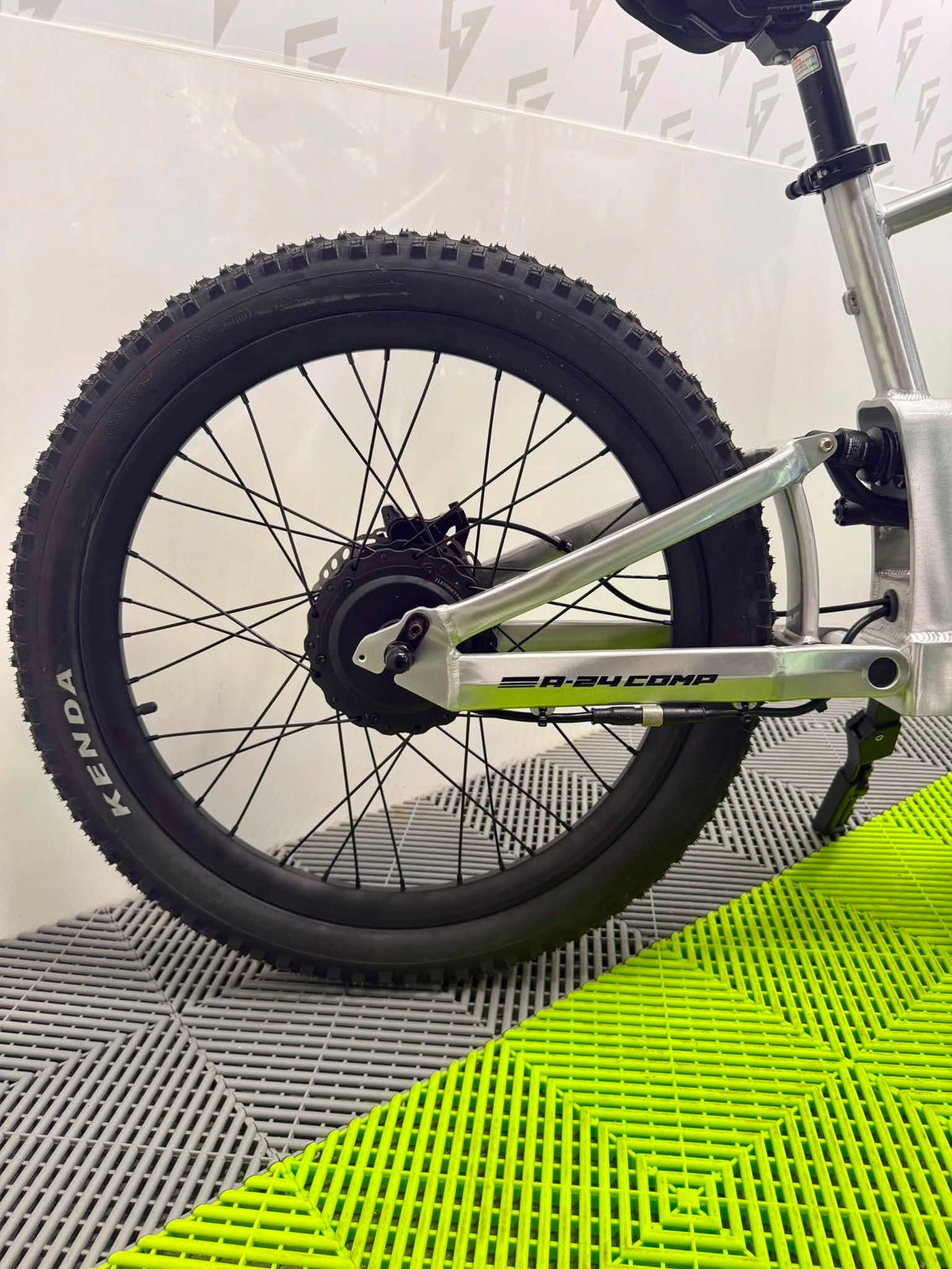 Amped A24 Comp Electric Bike