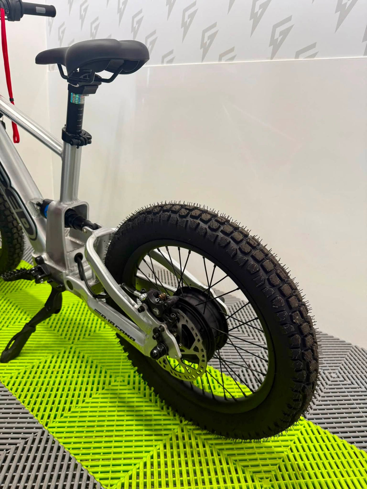 Amped A18 Comp Electric Bike