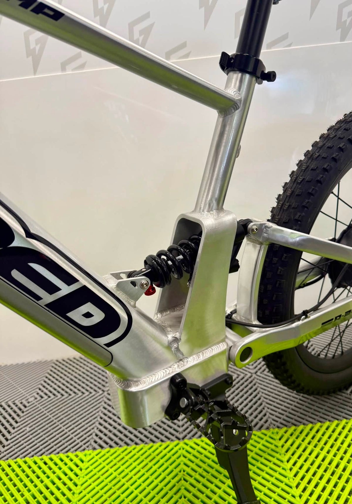 Amped A24 Comp Electric Bike