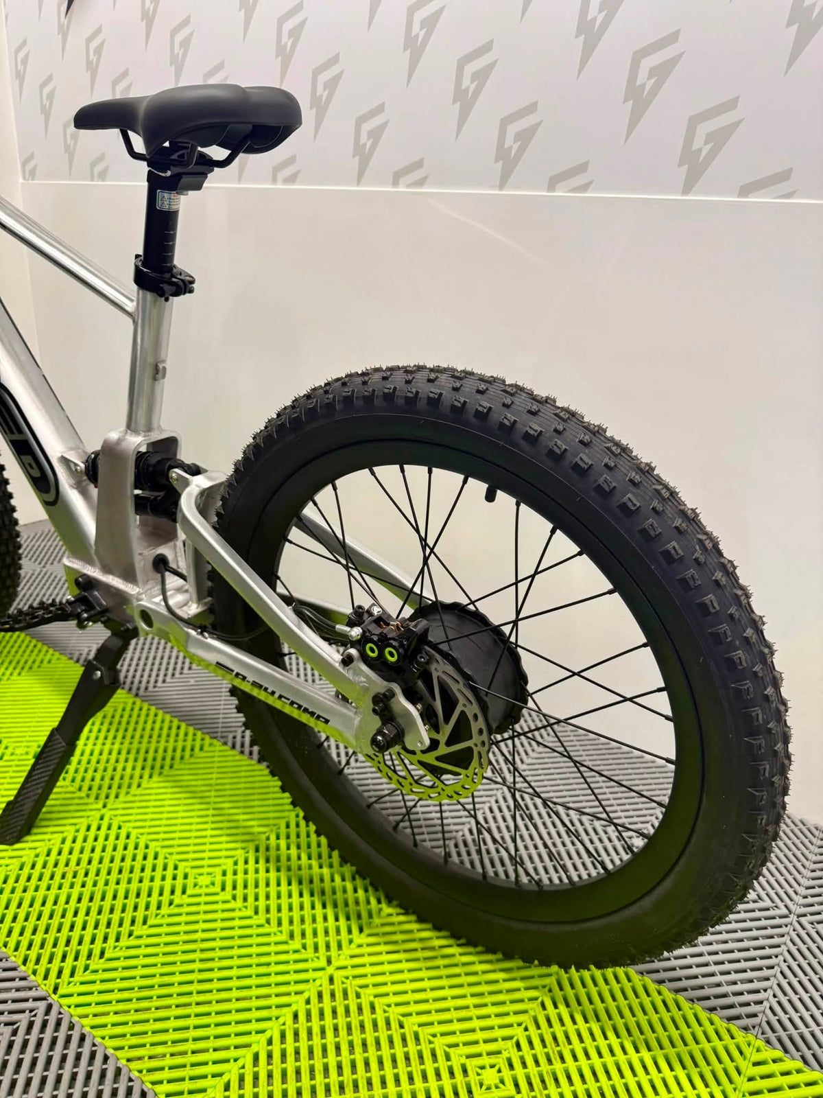 Amped A24 Comp Electric Bike