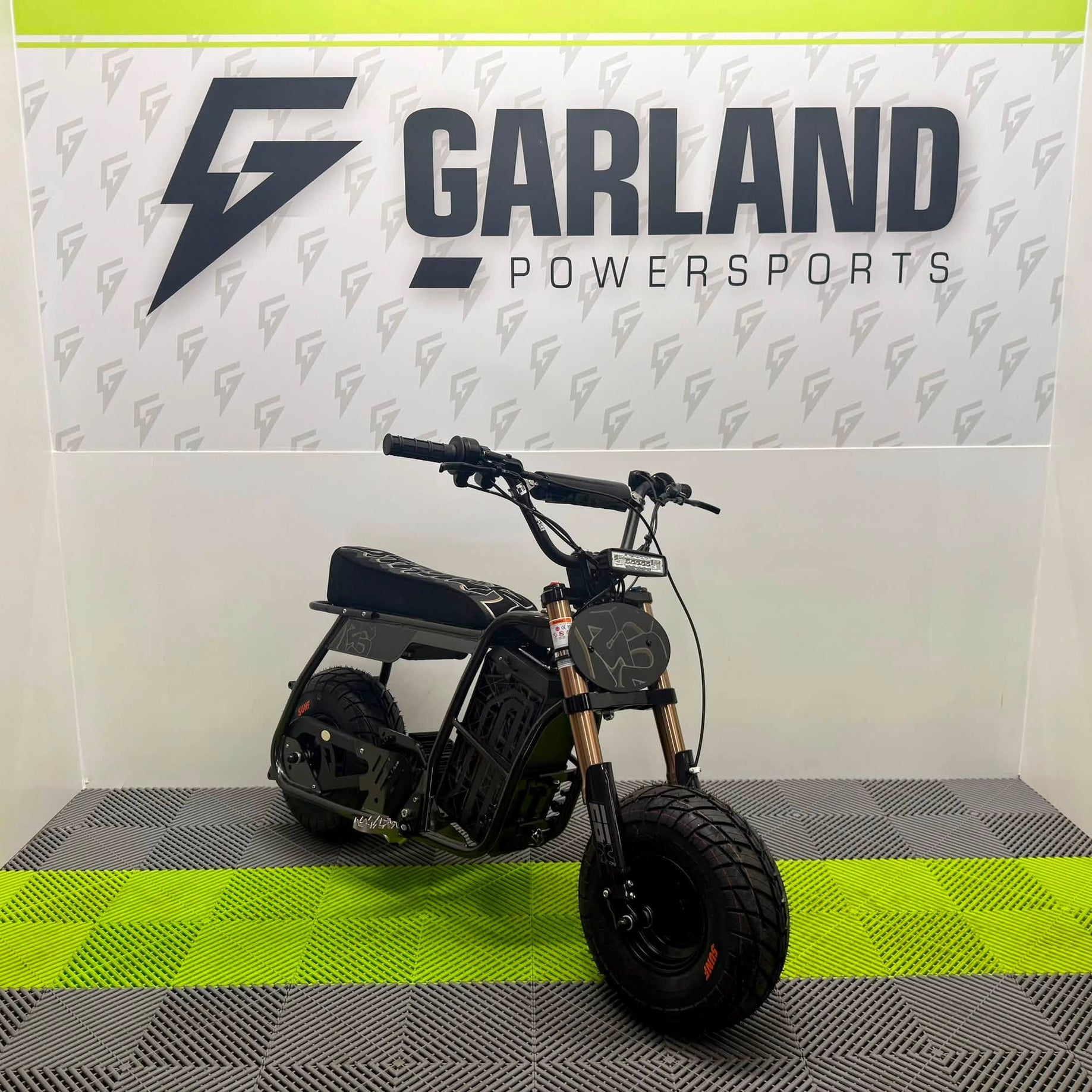 EBOX Dragster RS - Black