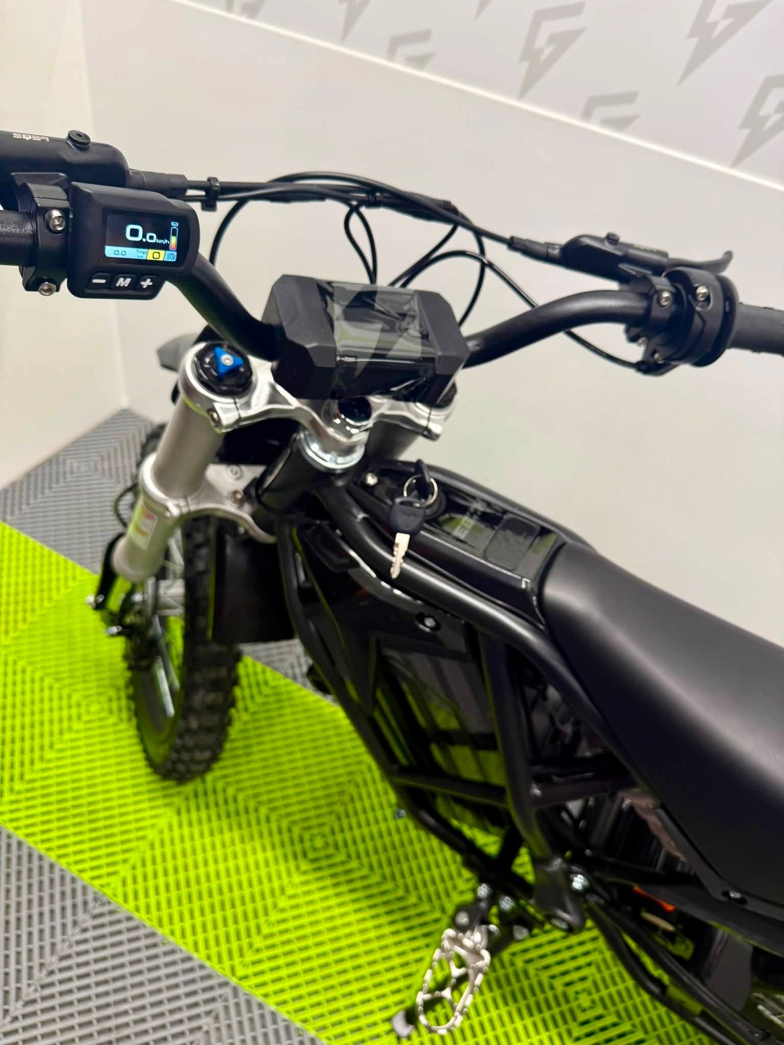 EBOX V3 60 3.3kW Electric Off-Road Bike – Black | Garland Powersports