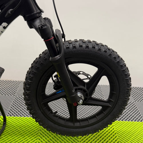 Stacyc 16E-Drive Elite Electric Balance Bike – Black/Blue