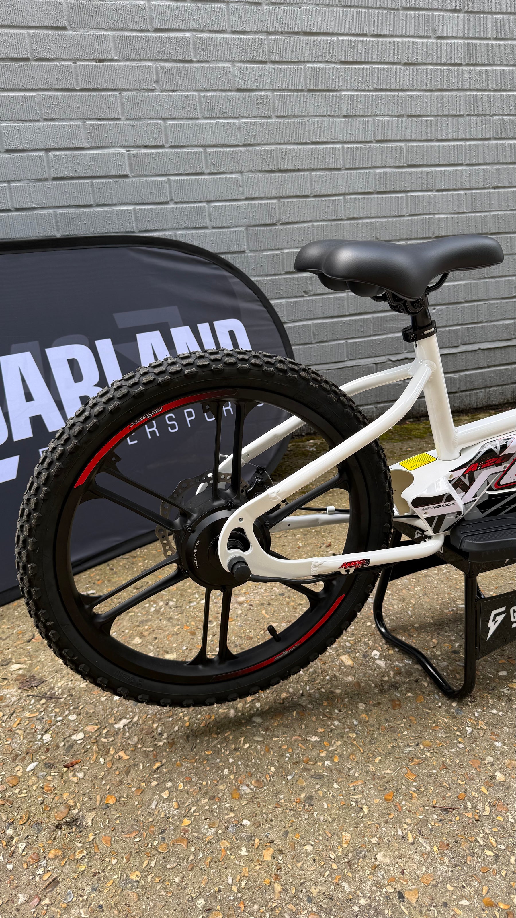 Ex Display Amped A20 540W Electric Balance Bike - White