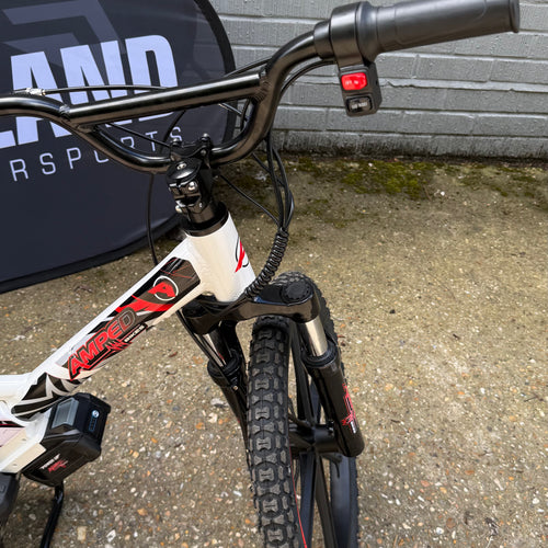 Ex Display Amped A20 540W Electric Balance Bike - White
