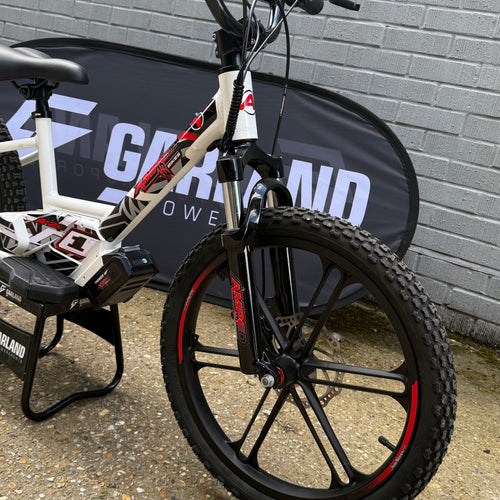 Ex Display Amped A20 540W Electric Balance Bike - White