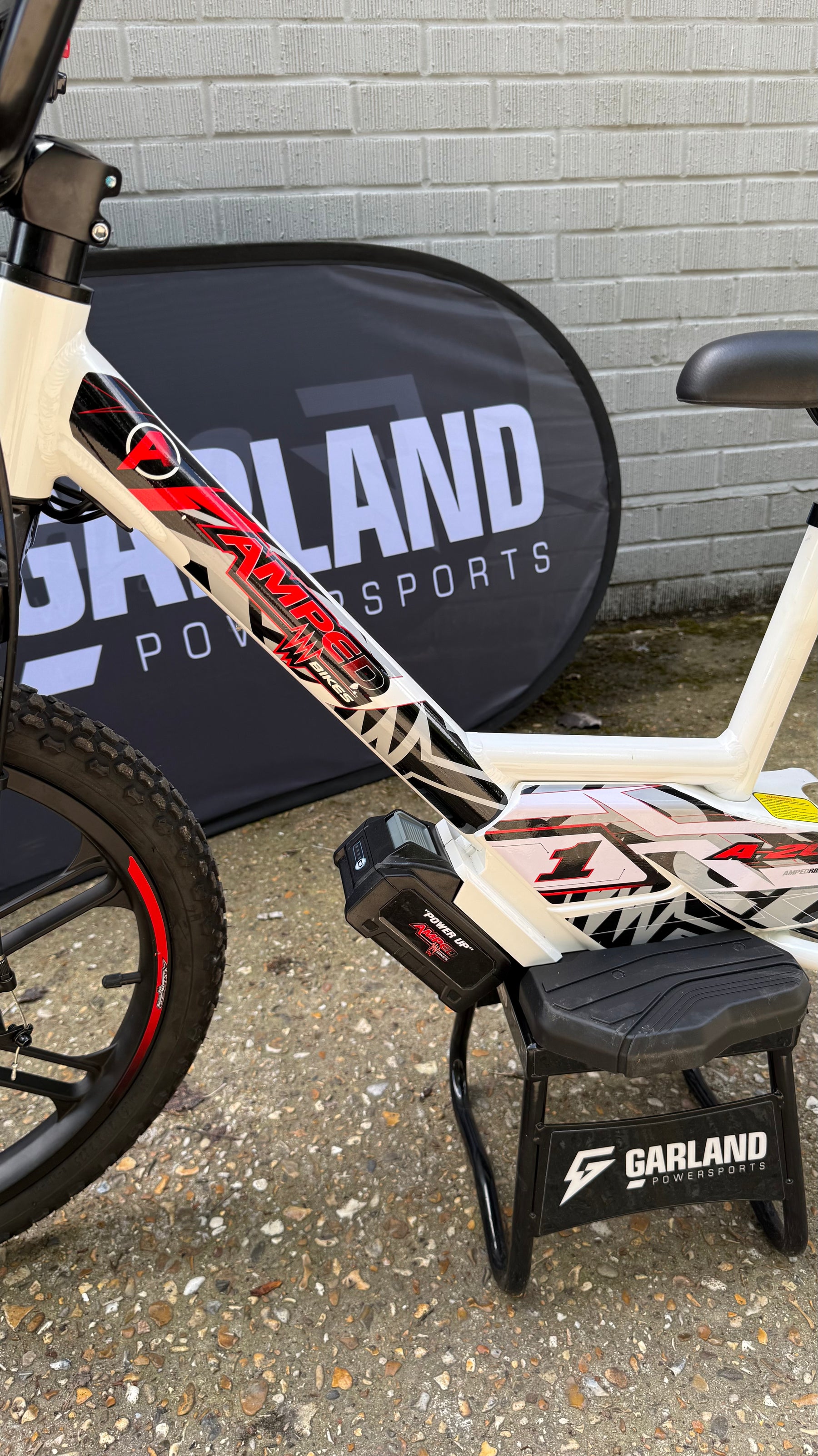 Ex Display Amped A20 540W Electric Balance Bike - White