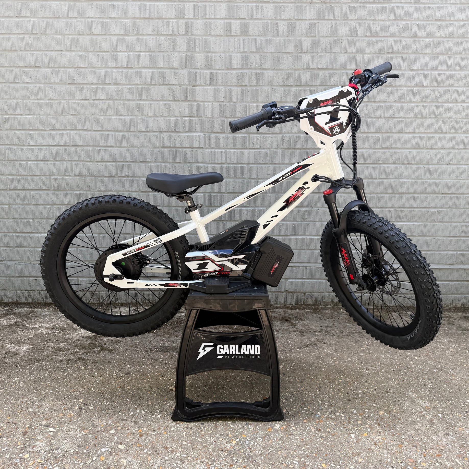 Ex Display Amped A20 Pro Electric Balance Bike - White