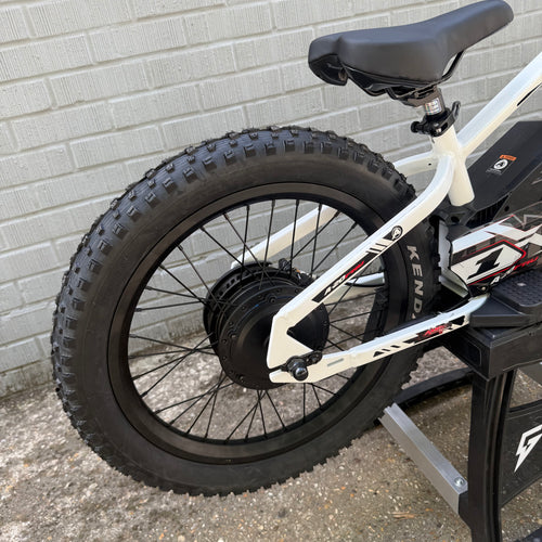 Ex Display Amped A20 Pro Electric Balance Bike - White
