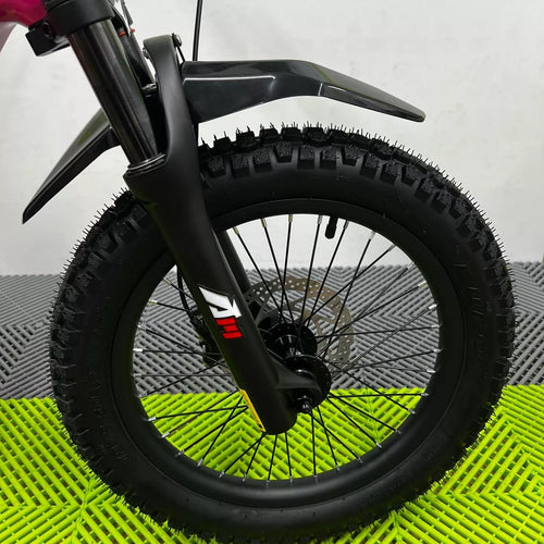 Revvi 18" Electric Bike - Pink