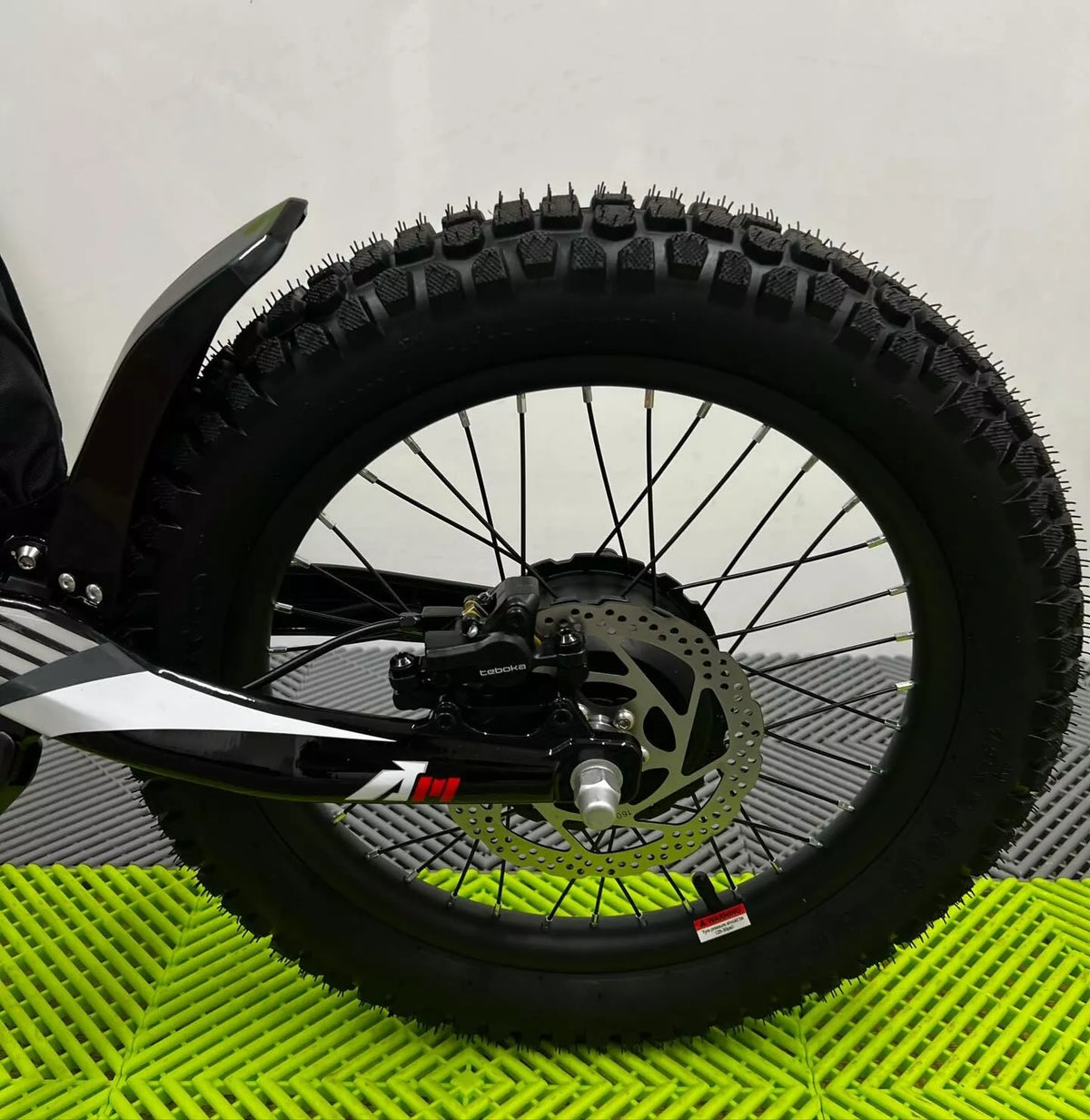 Revvi 18 Electric Bike + Riding Gear Bundle - Pink