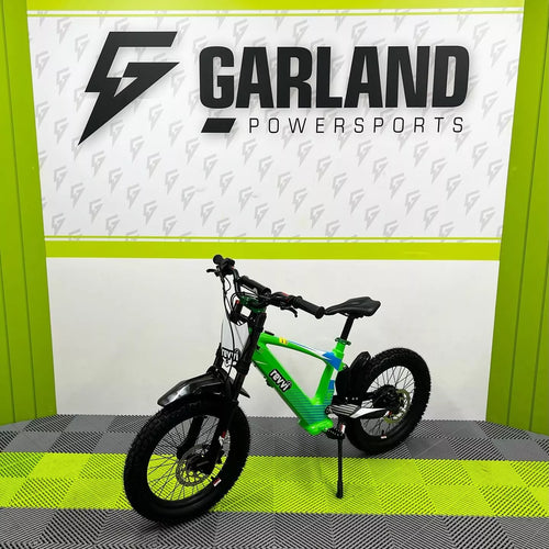 Revvi 18" Electric Bike - Green