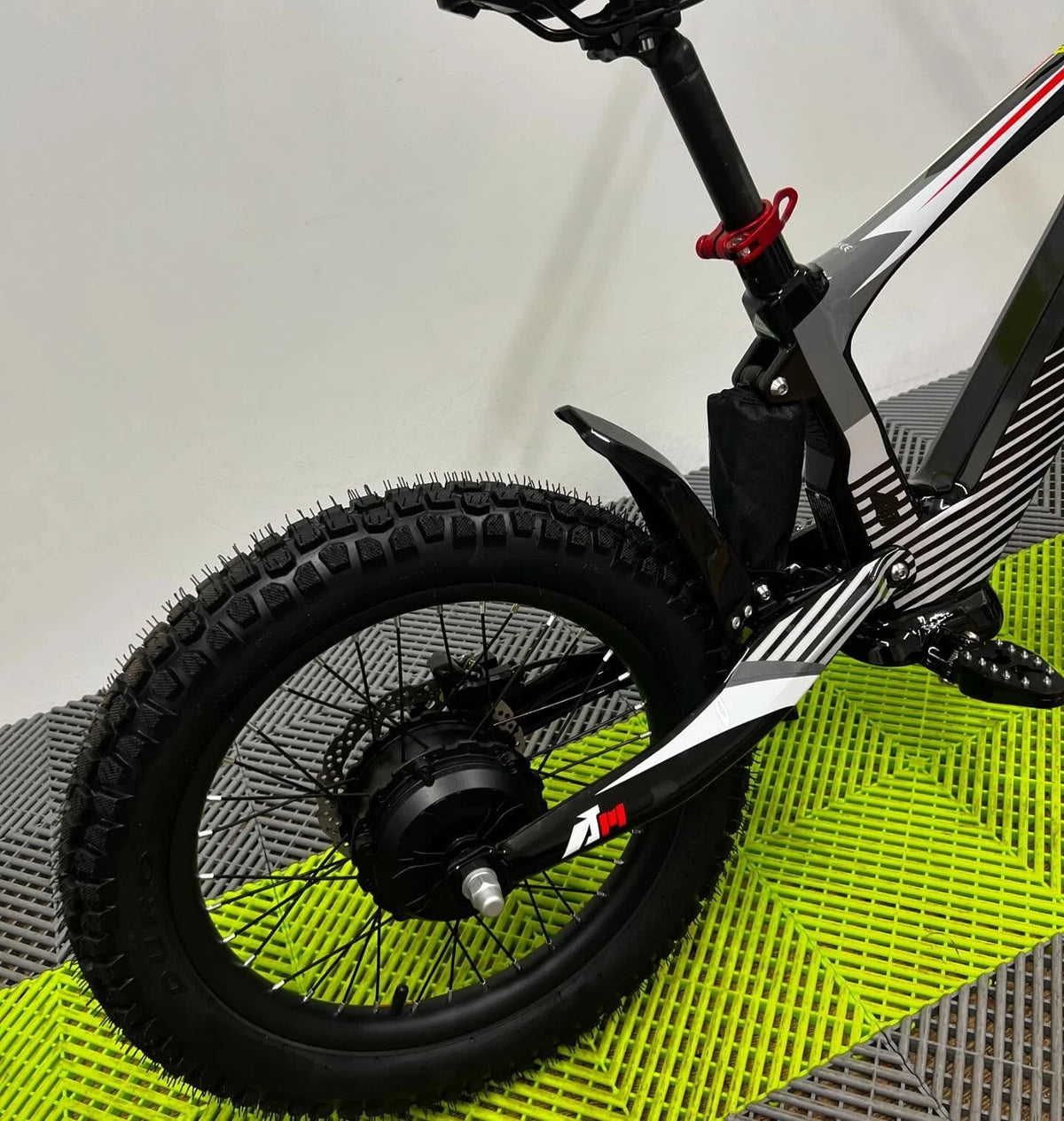 Revvi 18 Electric Bike + Riding Gear Bundle - Black