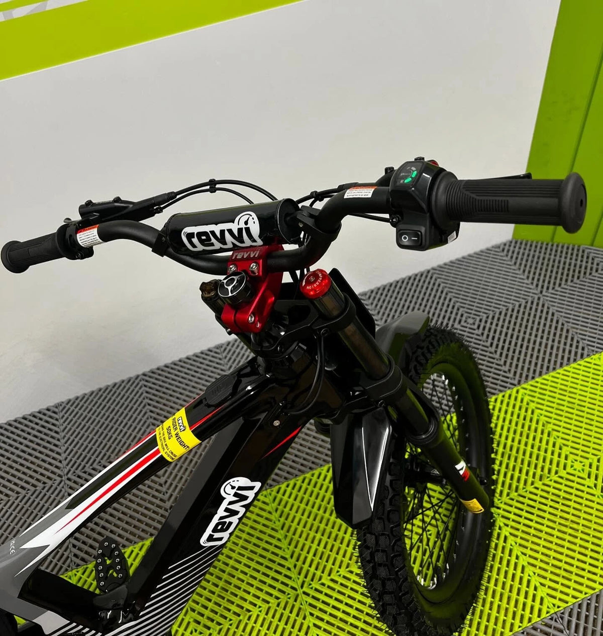 Revvi 18 Electric Bike + Riding Gear Bundle - Black