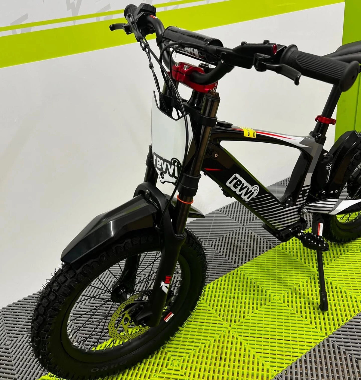 Revvi 18 Electric Bike + Riding Gear Bundle - Black