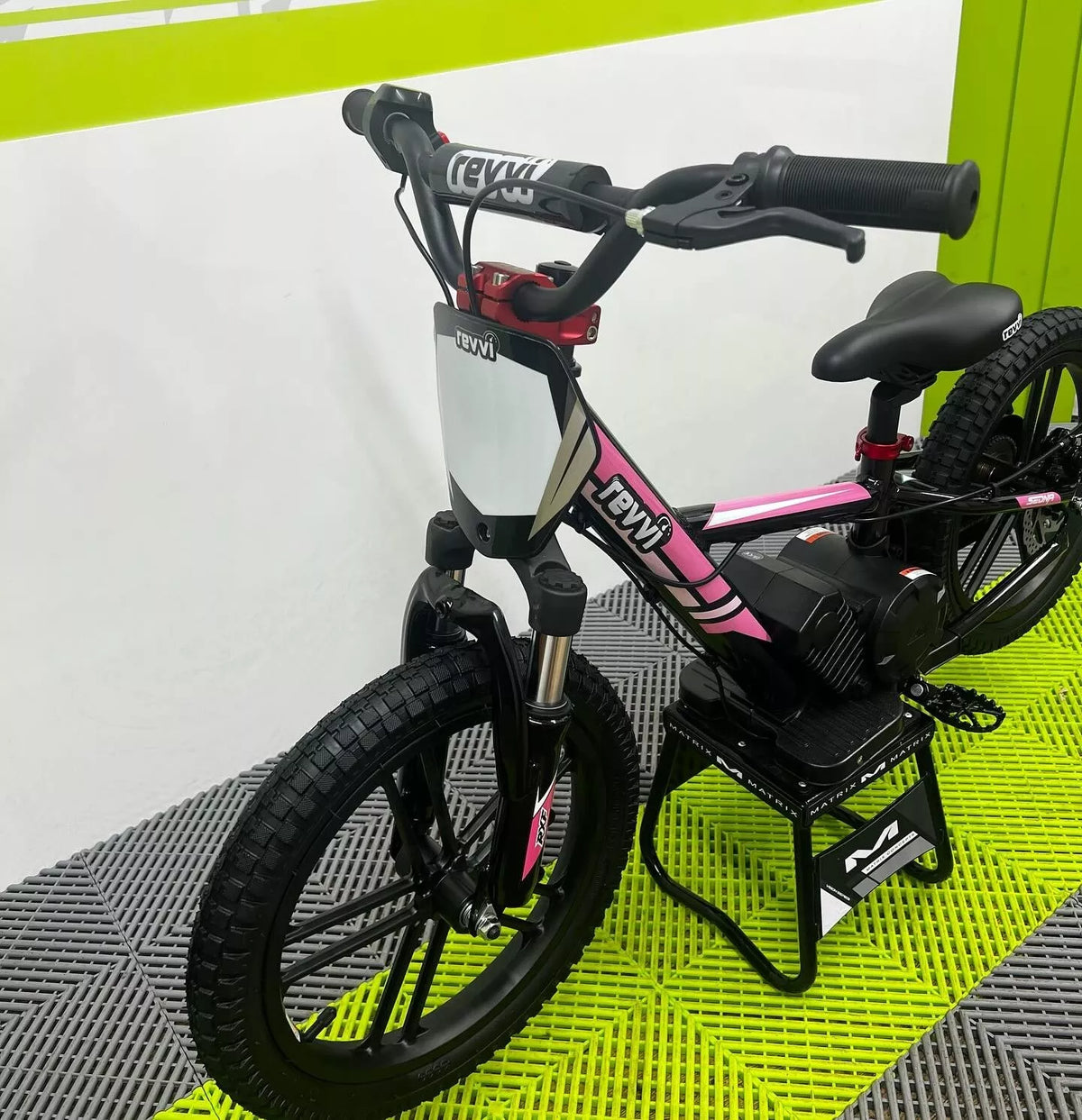 Revvi 16" Plus Electric Bike & Spare Upgraded Battery Bundle - Pink