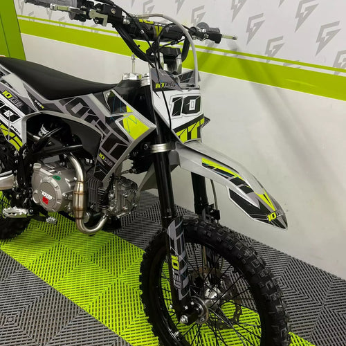 10Ten 140R Pit Bike