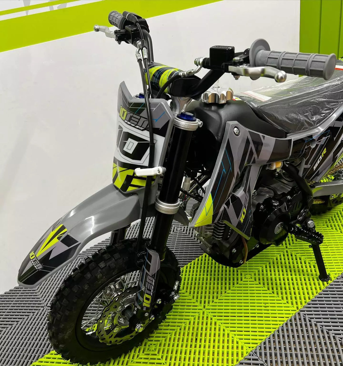 10Ten 50R Mini Pit Bike