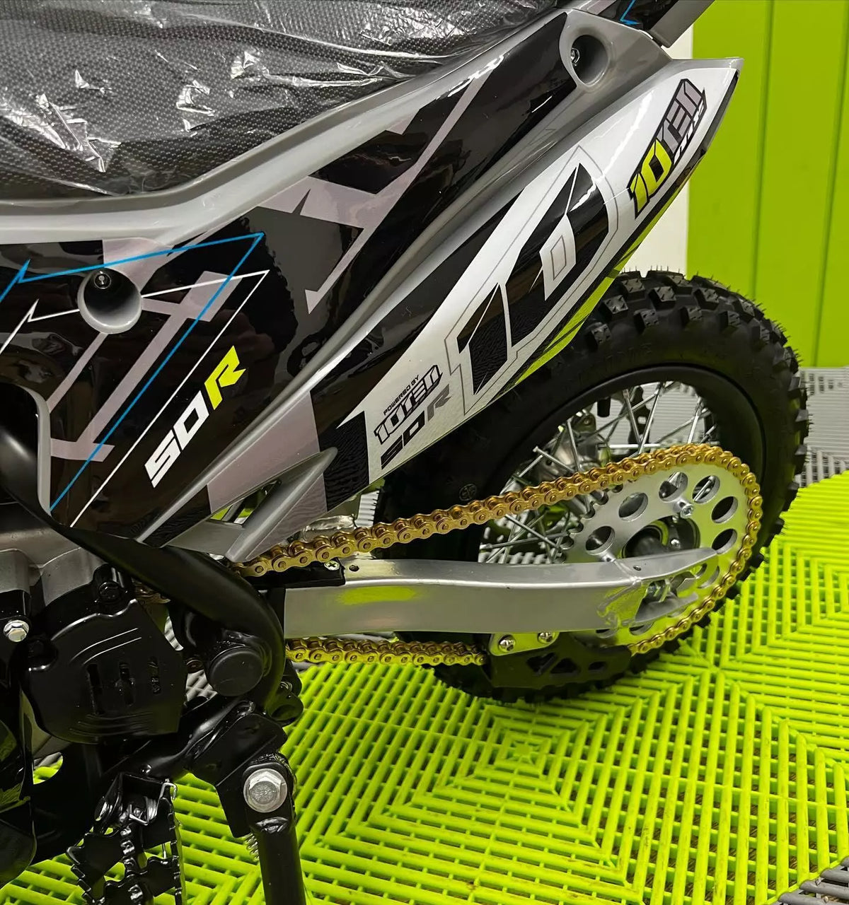 10Ten 50R Mini Pit Bike