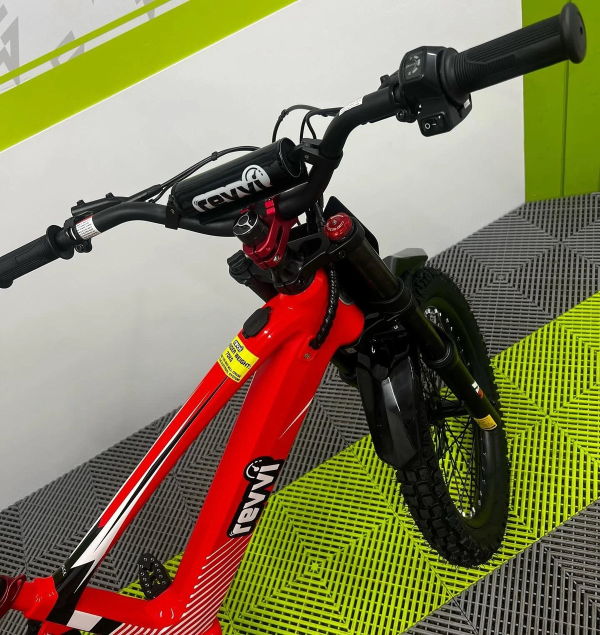 Revvi 20 Electric Bike + Spare Battery Bundle – Red