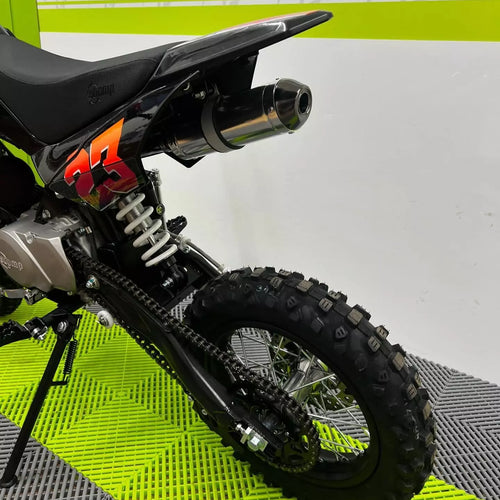 Stomp FXJ 110cc Semi Auto Pit Bike