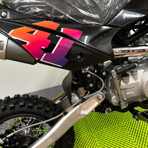 Stomp Z3-140 Pit Bike