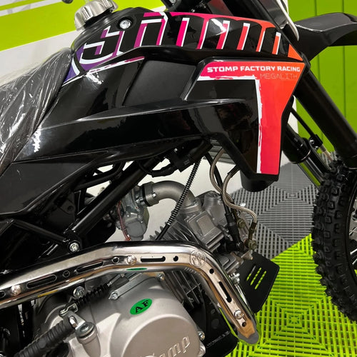 Stomp Z3-140 Pit Bike
