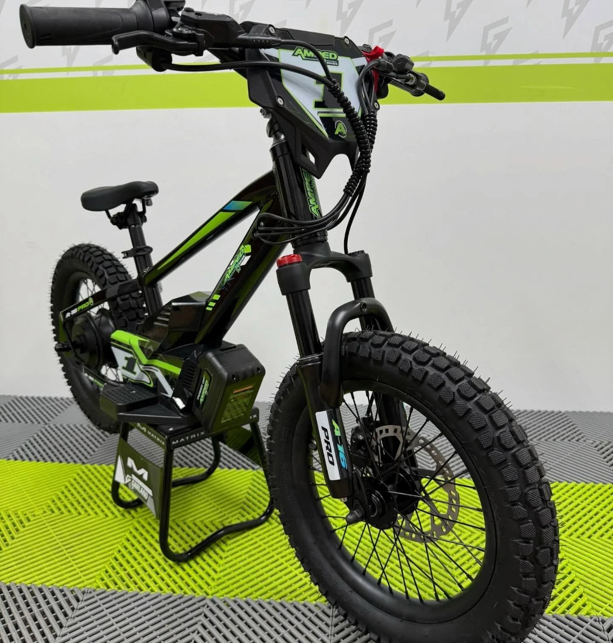 Amped A16 Pro Electric Bike + Riding Gear Bundle - Black