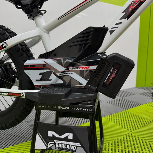 Amped A16 Pro Electric Bike + Spare Battery Bundle - White