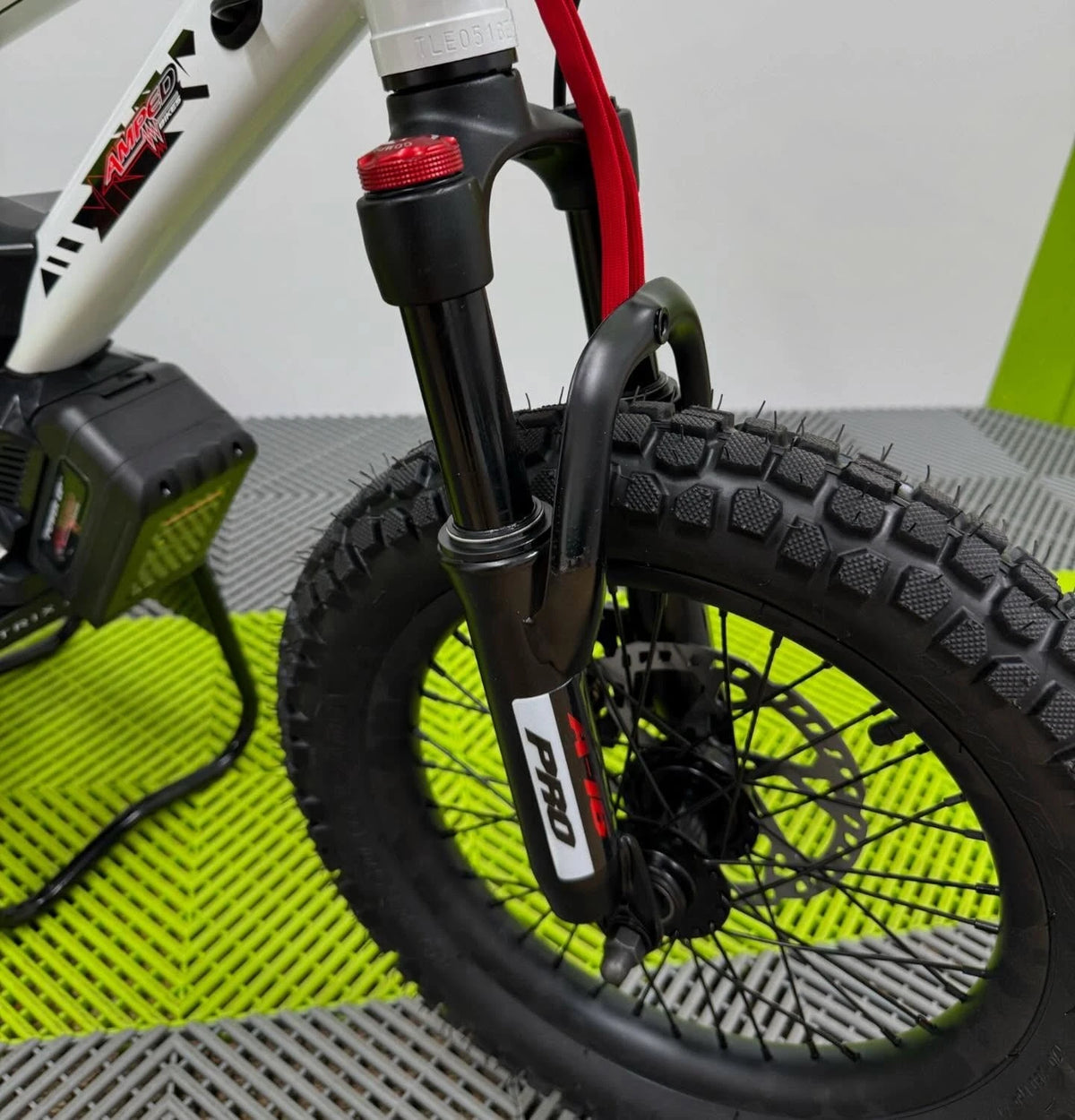 Amped A16 Pro Electric Bike + Riding Gear Bundle - White