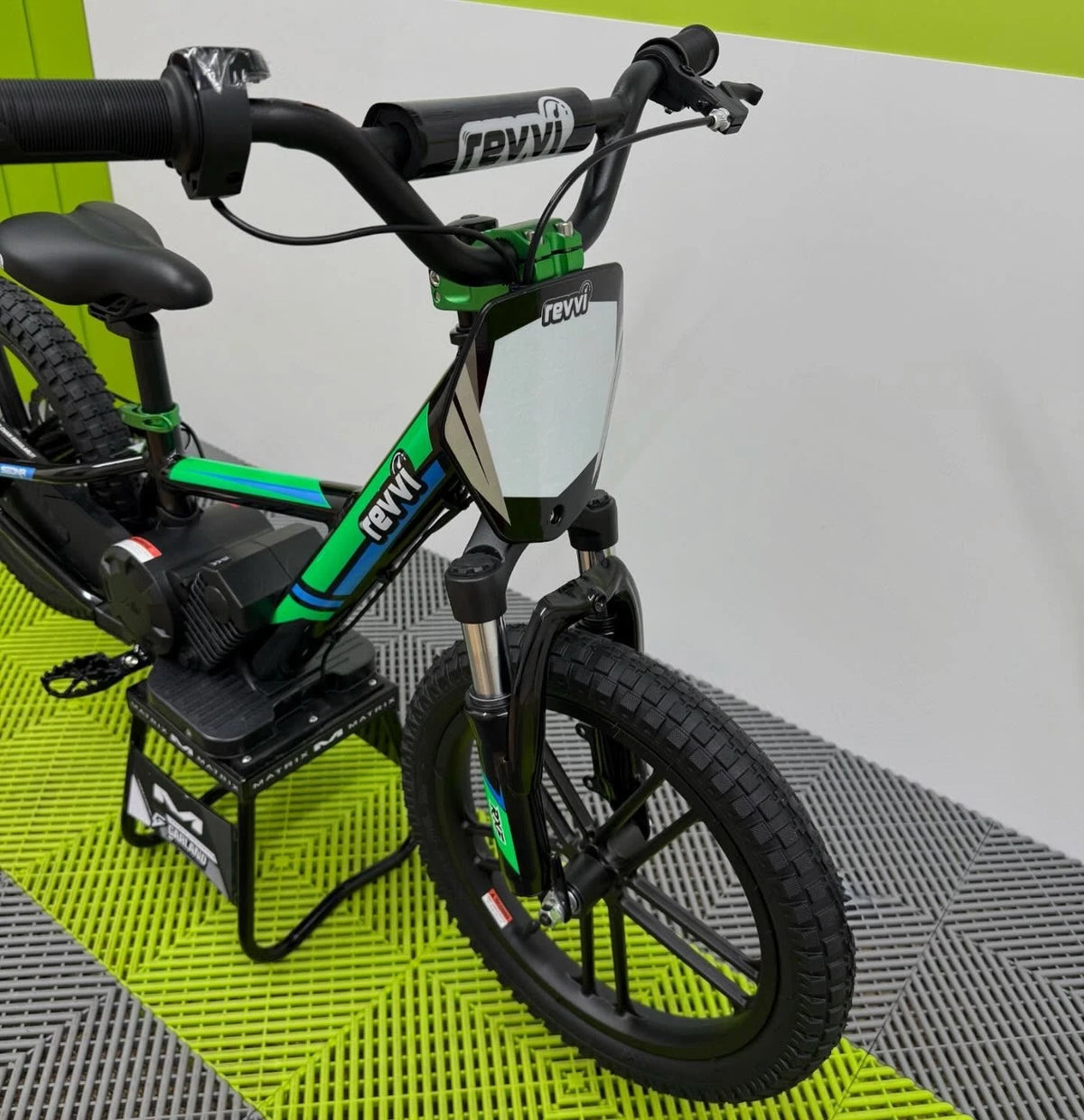 Revvi 16" Plus Electric Bike & Spare Upgraded Battery Bundle - Green