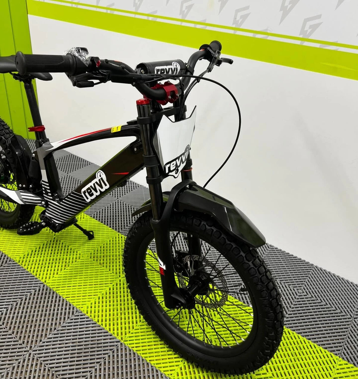 Revvi 20 Electric Bike + Spare Battery Bundle – Black
