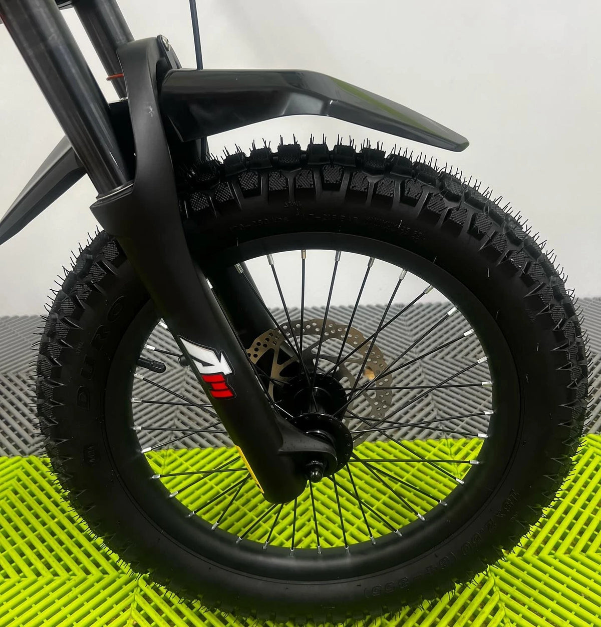 Revvi 18" Electric Bike - Red