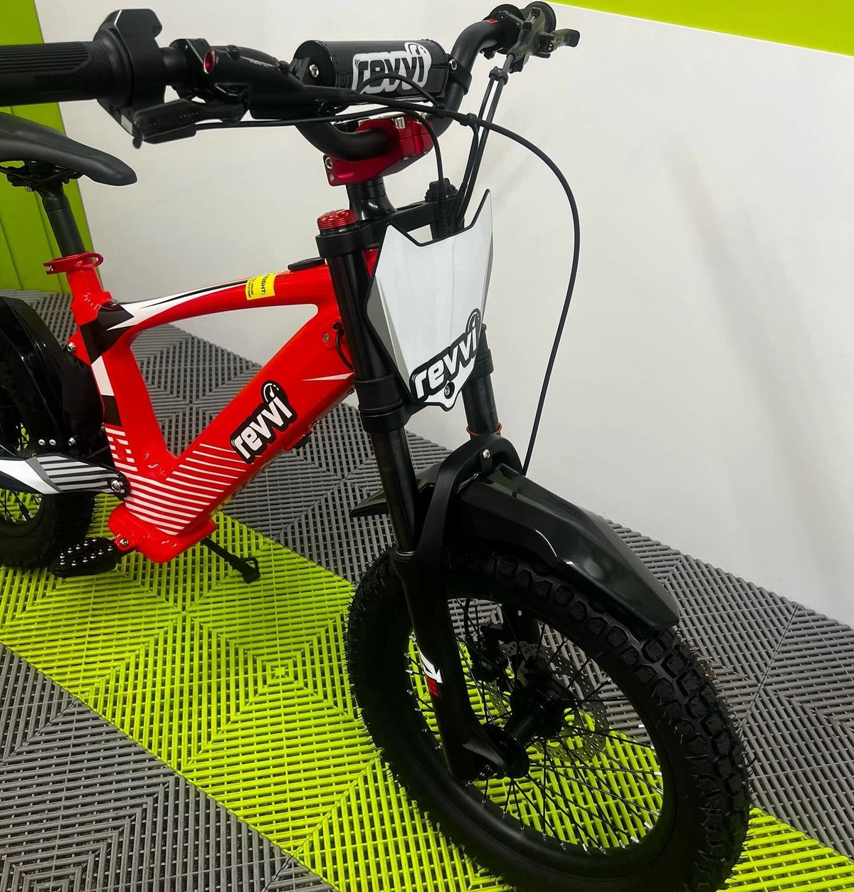 Revvi 18 Electric Bike + Riding Gear Bundle - Red